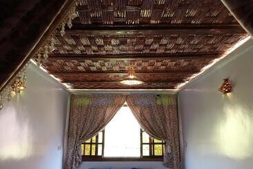 住宿加早餐  Gite Akswal Amssakrou