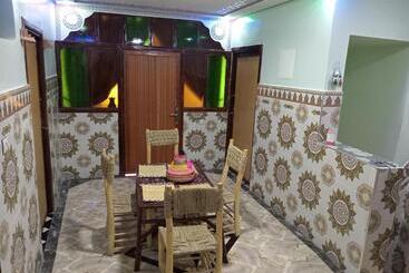 住宿加早餐  Gite Akswal Amssakrou