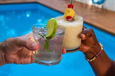 تختخواب و صبحانه The Lodge At Punta Rica  Hilltop Eco Lodge With Views & Pool