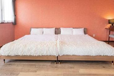 Breaky Hotel   Vacation Stay 21167v