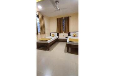 هتل Desert Inn, Bhuj