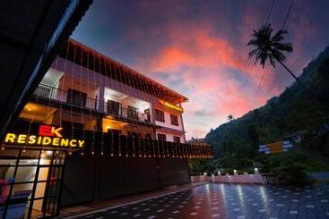 Отель Ek Residency