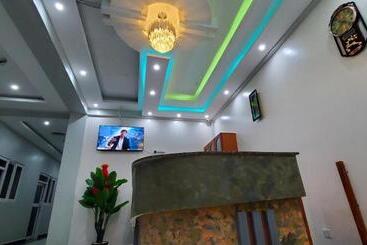هتل Komar Lira City