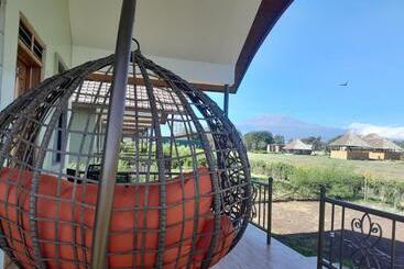 هتل Penety Amboseli Resort