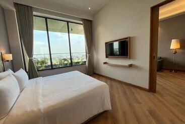 هتل Ramada Encore By Wyndham Amritsar Airport