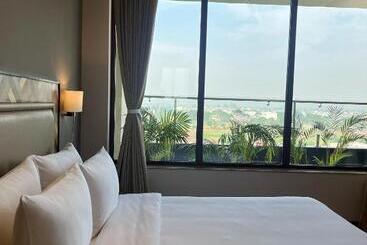 هتل Ramada Encore By Wyndham Amritsar Airport
