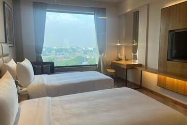هتل Ramada Encore By Wyndham Amritsar Airport