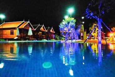 هتل Rumdual Krong Kep Resort