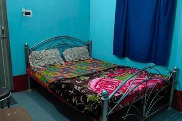 Отель Sai Darbaar