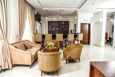 هتل Stratton 38 Asokoro