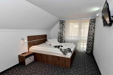 پانسیون Camere De Inchiriat Valea Prahovei