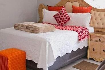 پانسیون Goodlife Guest House In Klerksdorp
