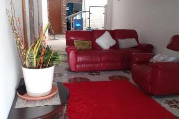 پانسیون Home From Home