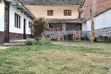 پانسیون Hostal La Posada De Ollanta