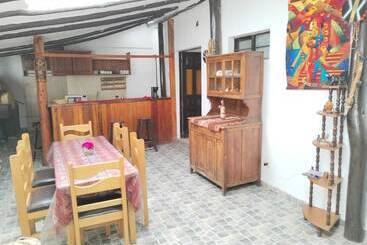پانسیون Hostal La Posada De Ollanta
