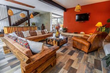 پانسیون Casa Tizates  La Peña Suite Jr
