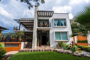 پانسیون Casa Tizates La Peña Suite Jr