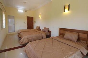 The Pig Pen Hostel & Bbq