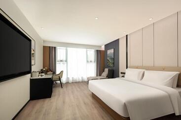 Atour Hotel Quanzhou Jinjiang Sunshine Plaza