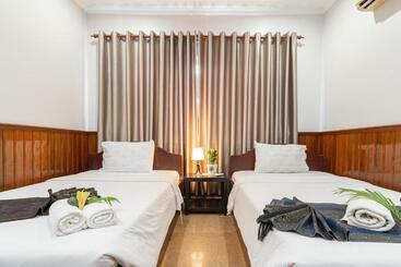 هتل The Khmer House Villas