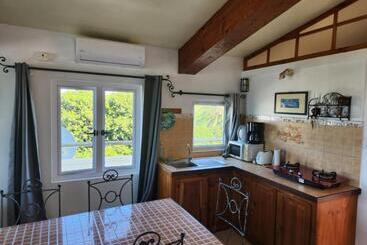 تختخواب و صبحانه Le Dodo Appartements