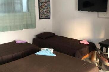 تختخواب و صبحانه Posada Dora