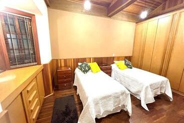 تختخواب و صبحانه Recanto Ninho Verde Village