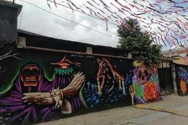 هتل کپسول Hostal Tacubaya