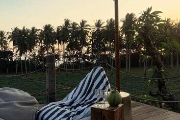 هتل Desa Cabins
