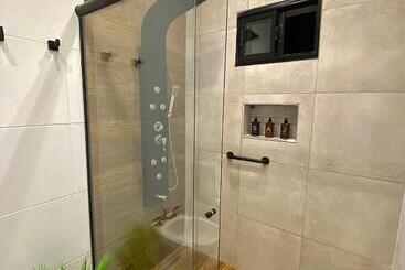 هتل Magnolia Suites