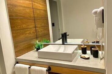 هتل Magnolia Suites