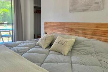 هتل Magnolia Suites