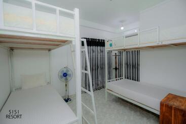 هتل Sisi Resort