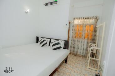 هتل Sisi Resort