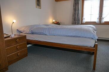 هتل Und Gasthaus Bad Gonten