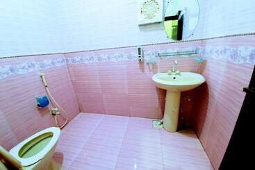 پانسیون Galaxy Inn Karachi