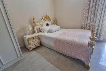 پانسیون The Cozy Nest