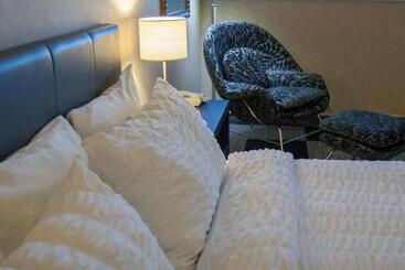 Rapid City Hotel Luxury Private Suites
