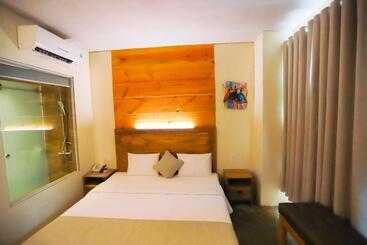 Rustic Hotel Quy Nhon Powered By Aston