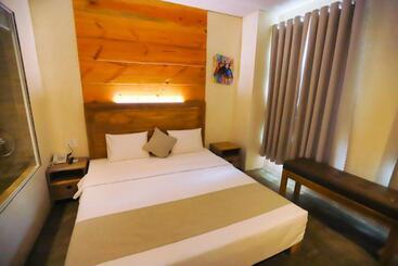 Rustic Hotel Quy Nhon Powered By Aston