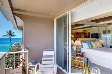 The Whaler Resort: Suite 515~studio With Stunning Center Courtyard & Ocean Views
