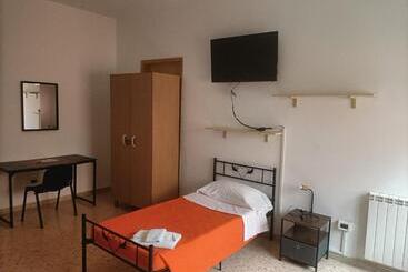 تختخواب و صبحانه Casa D Alunzio   Case Per Ferie In Ospitalita  Diffusa