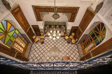تختخواب و صبحانه Dar Usham Fes