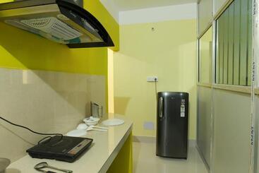Bed and Breakfast The Transit Stay Guwati