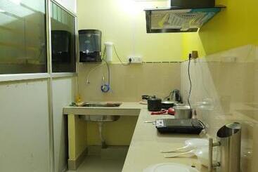 Bed and Breakfast The Transit Stay Guwati
