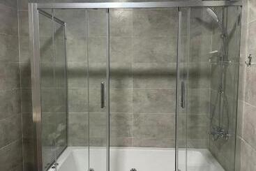 هتل Grand Delux