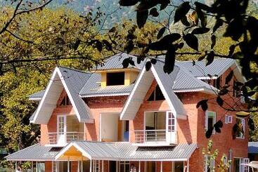 هتل Marina Resort Pahalgam