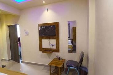 فندق Sai Nidhi Lodging & Boarding