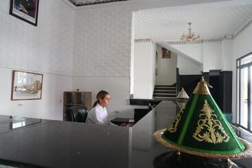 هتل Warda