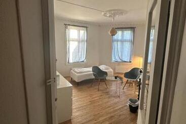 펜션 Center Apartments